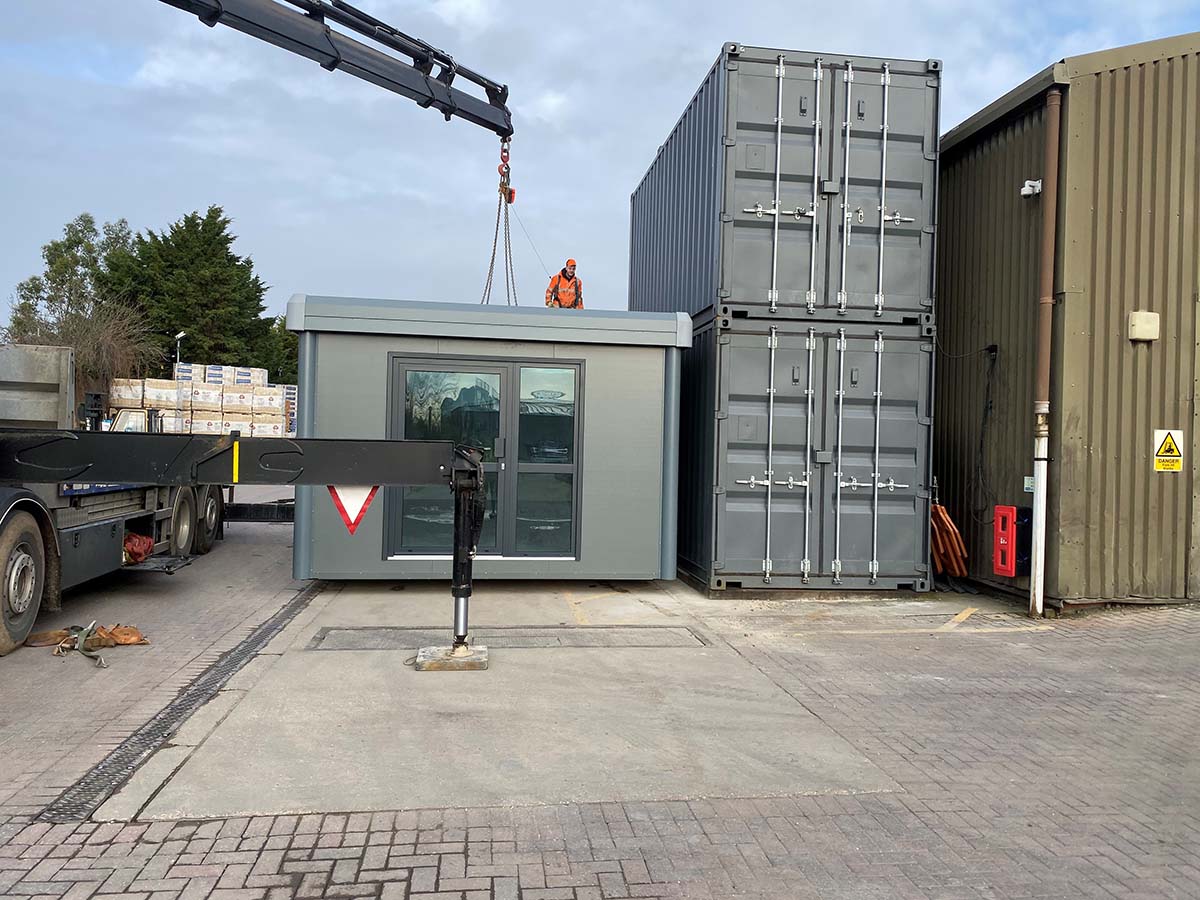 GR8 Cambridge Branch New Office Arrival GR8 Tool Hire