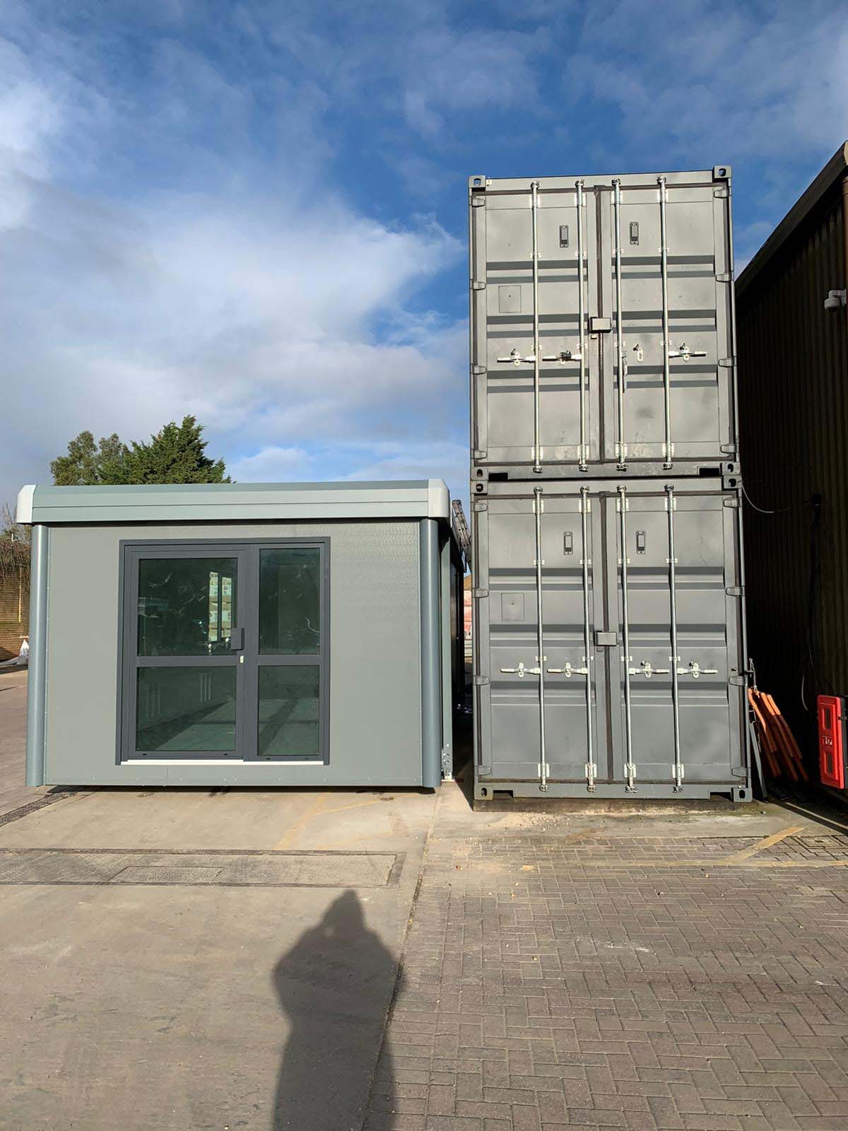 GR8 Cambridge Branch New Office Arrival GR8 Tool Hire